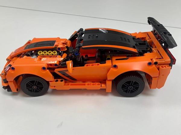 lego 2019 technic 雪佛兰超跑!chevrolet corvette zr1 率先砌