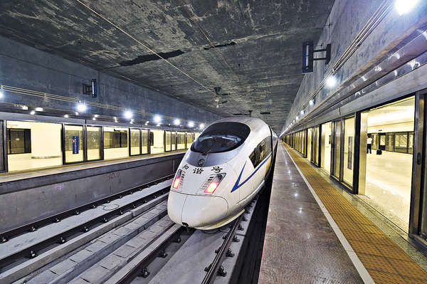 福田高鐵今通車 82元到廣州