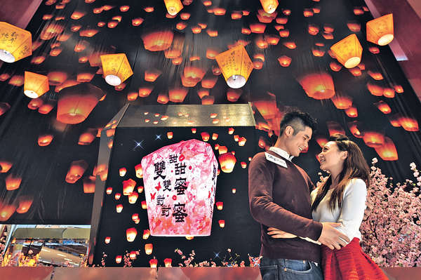 電子天燈 盛載新春祝福