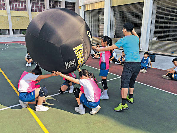 學界新運動 四人健球講默契