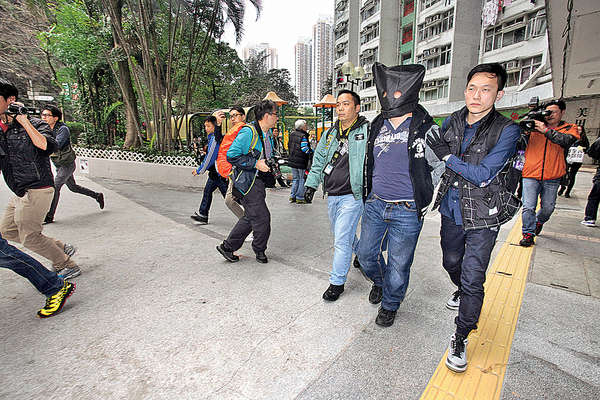 旺角暴亂 警再拘1男
