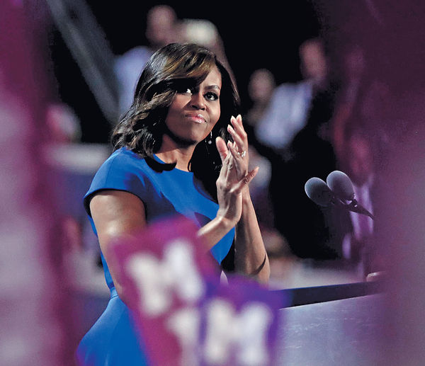 桑德斯擁躉拒撑 米歇爾：希拉里唯一可信