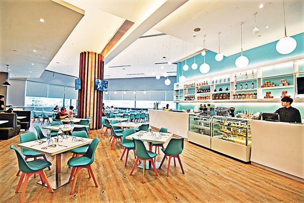 5,000呎海洋餐廳 平食游水海鮮