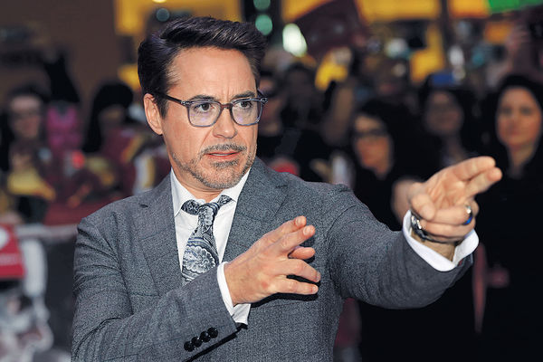 鐵甲奇俠Fb直播倫敦首映