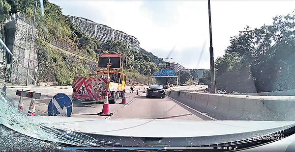 飛鐵擊中私家車 司機險死