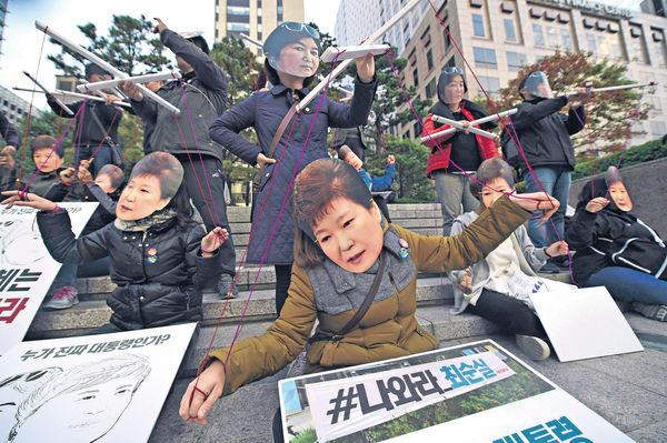 否認干政 朴槿惠密友受查