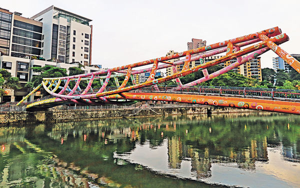 潮遊新加坡河 Philippe Starck型格酒店宿一宵