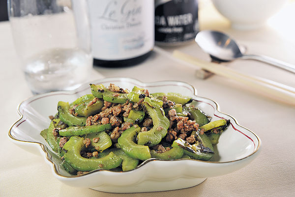 苦盡甘來之苦瓜欖菜炒肉碎