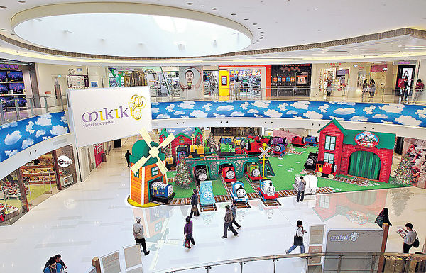 65架Thomas小火車 列陣進駐Mikiki