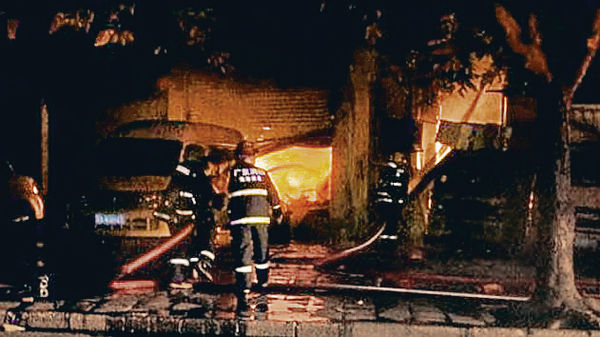 珠海快遞店大火 燒死3姊弟