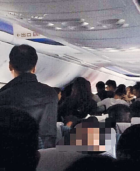 內地旅團設文明督導員 防境外遊「丟架」