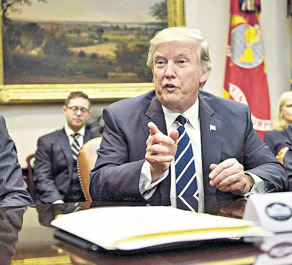 向中日德開火 特朗普打響貿易前哨戰