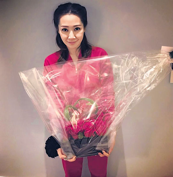 Valentine's Day群星齊放閃：關心妍愛很簡單