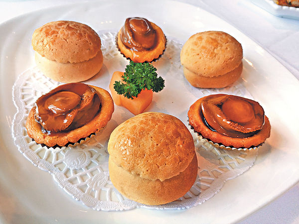 阿一海景飯店 招牌一哥鮑魚酥