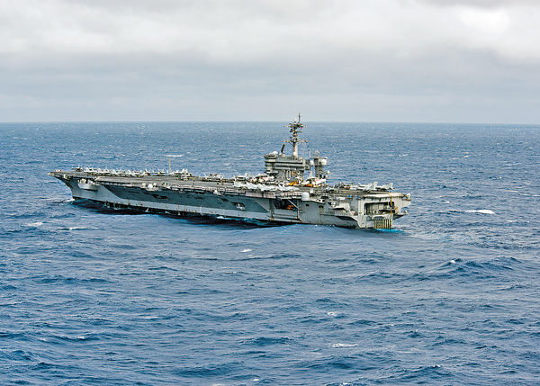 特朗普上台後首次 美航母戰鬥群巡航南海
