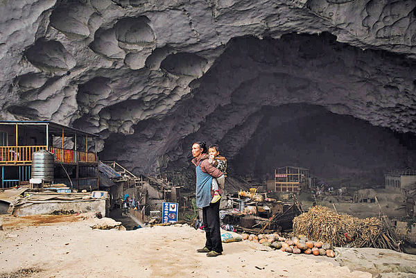 亞洲僅存穴居部落 貴州「洞穴村」住百人