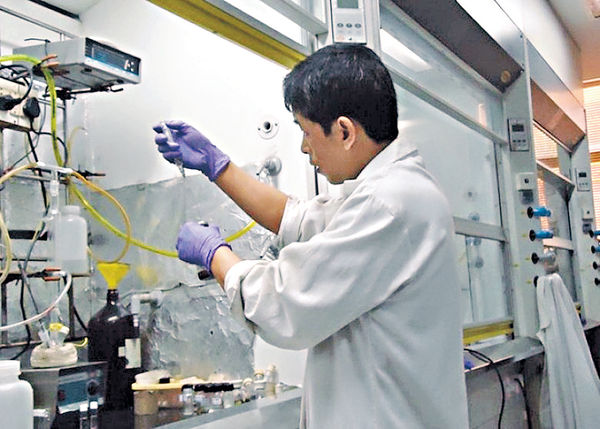 金正男死因仍未明 朝籍疑犯涉製化武