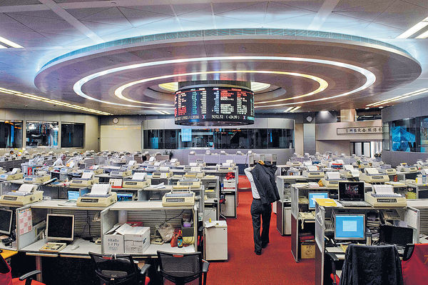 港股短期回吐 中綫仍看漲