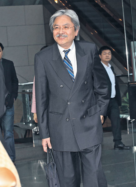 藝人陳慧珊讚曾俊華 剛柔並重