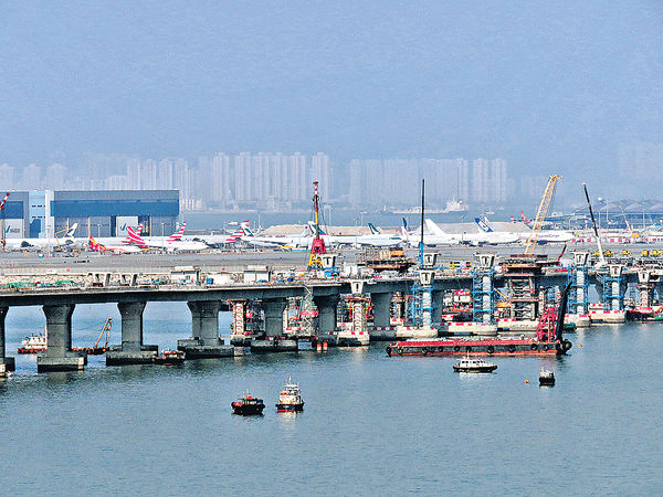 路政署澄清 港珠澳橋無「新填海地」