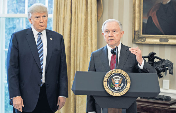 接觸俄使未申報 美司法部長恐下台