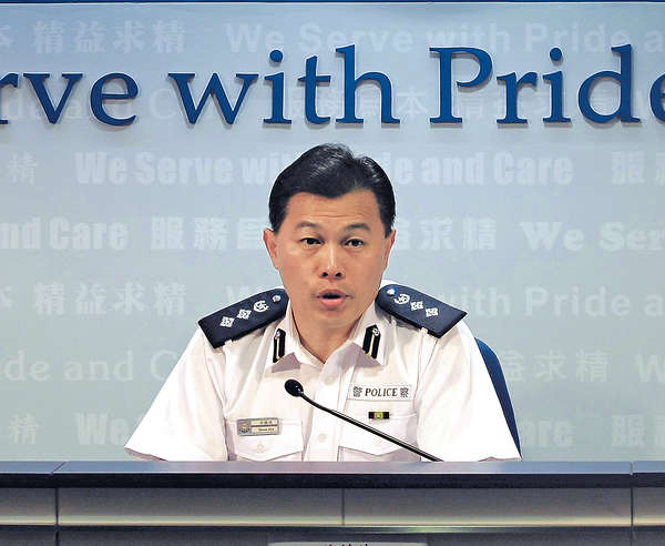 「四點鐘許Sir」爆紅 精警語句洗版