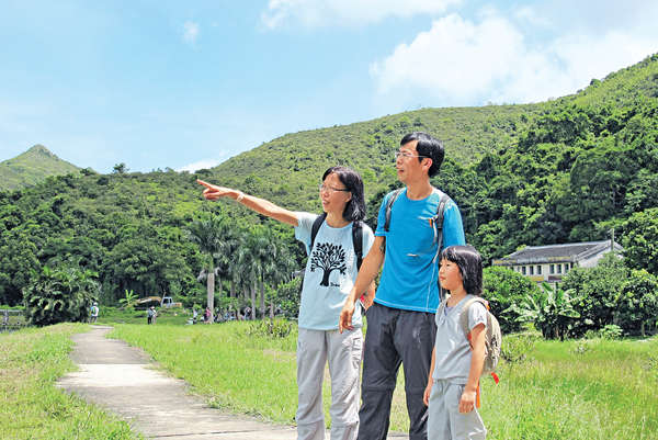 攜女遊綠野 山藝塑造開朗性格