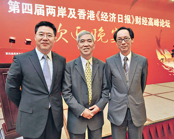 馮孝忠出書談辭職 陳爽健碩靠「Plank」