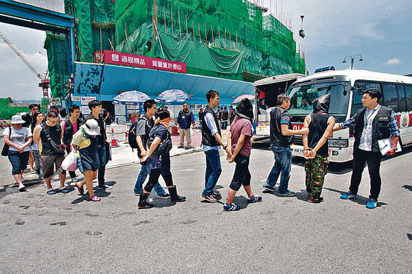勒索地盤飯盒檔 黑幫月賺過百萬