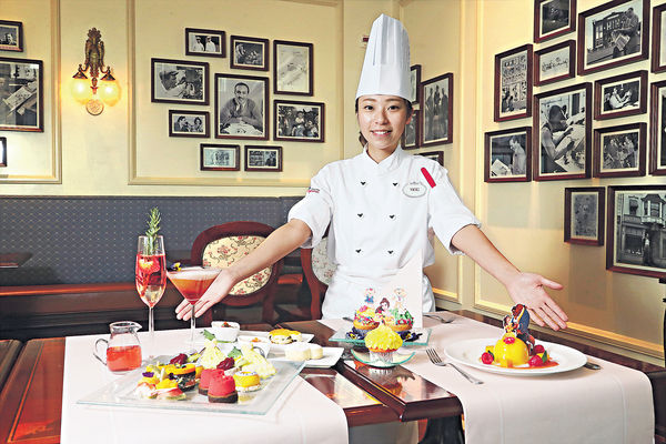 炮製《美女與野獸》茶餐 餅廚︰玫瑰花慕絲最難整