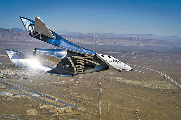 「團結號」試飛成功 維珍太空遊明年啟航