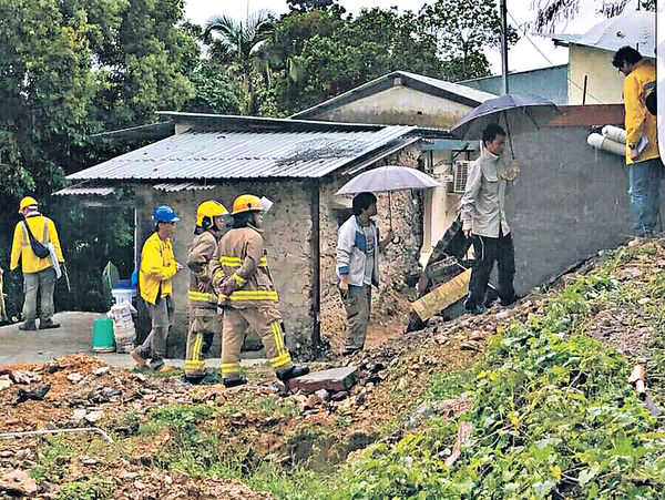 黃雨來襲 粉嶺村屋塌牆1傷