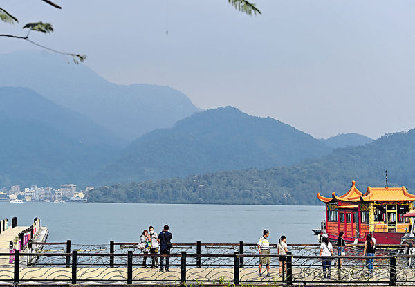 首季訪台旅客 2013年來首跌