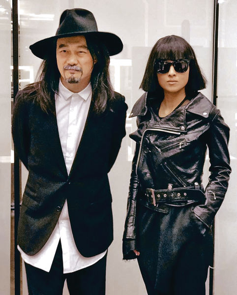 陳奕迅扮A貨山本耀司 賀Wyman生日