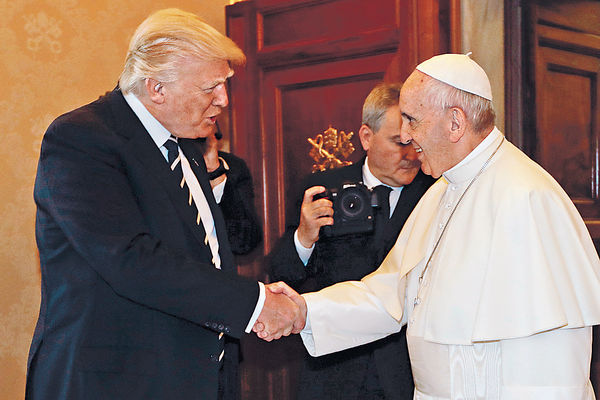 特朗普見教宗 稱不忘對方說話