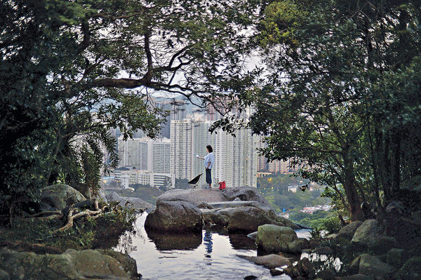 將軍澳小夏威夷徑 小瀑布乘涼