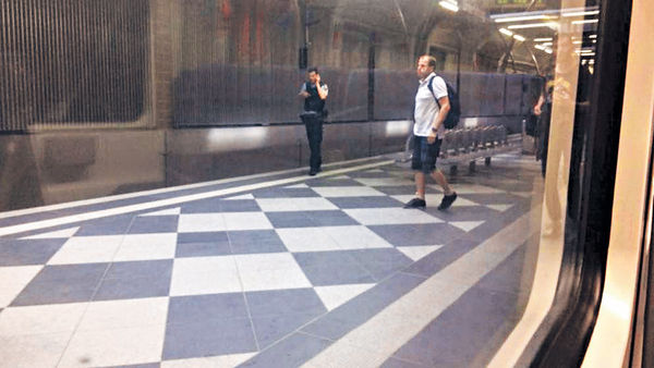 乘客慕尼黑地鐵搶槍 轟女警頭部