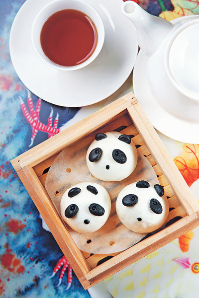 萌爆點心店 扮熊貓的雞包仔