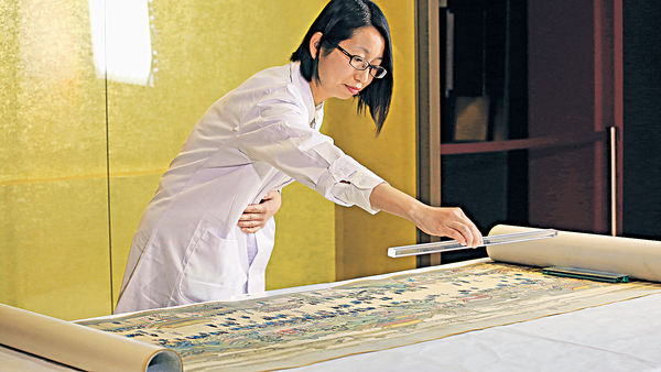 清皇太后萬壽圖香港首展 館方：具挑戰性