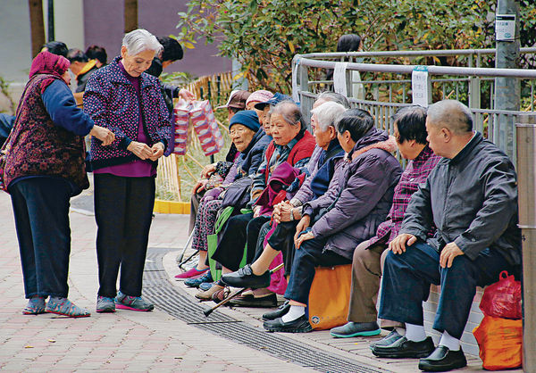 壽命長6年 獨居女性增九成