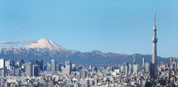 瘋狂愛上 184萬港人撑起日本
