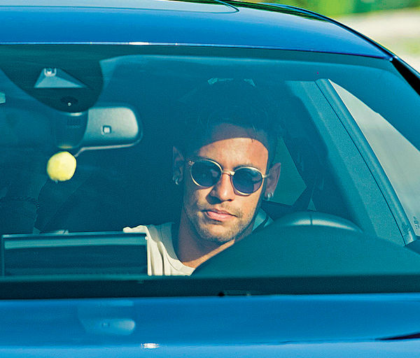 投PSG在即 尼馬返巴塞道別