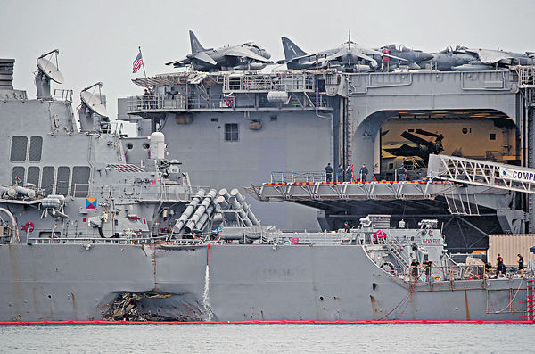 頻撞船或涉黑客 美艦隊司令被炒魷