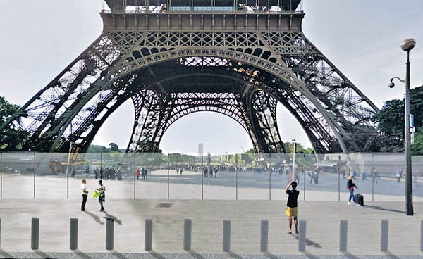 防車撞恐襲 巴黎鐵塔築圍牆