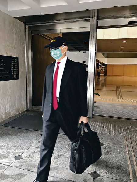 周向榮：次被告推卸責任予管理層
