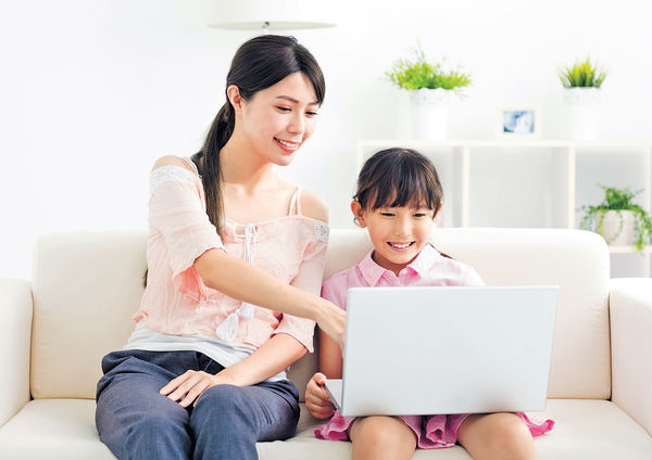 家長引導 分辨資訊素養