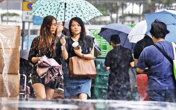 「杜蘇芮」掠港 今有驟雨