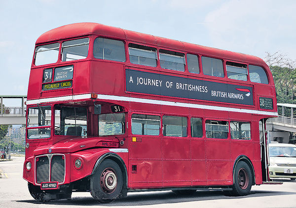 懷舊英倫巴士 周三利東街展出