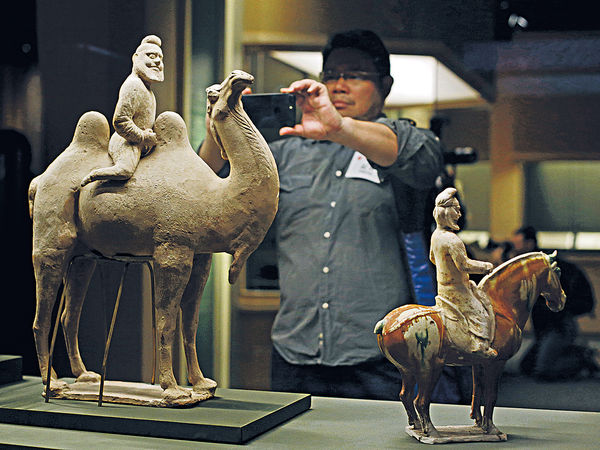 歷史博物館今起展「絲綢之路」文物