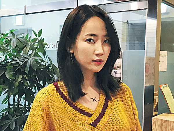 譽恩自爆險上陌生醉漢座駕
